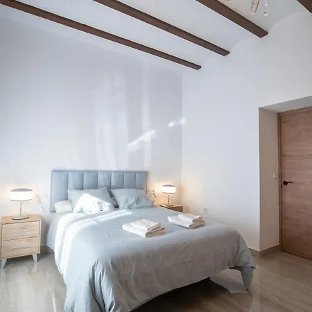 Casa Senorial La Iglesia En Sevilla Parking Y Piscina בית נופש *